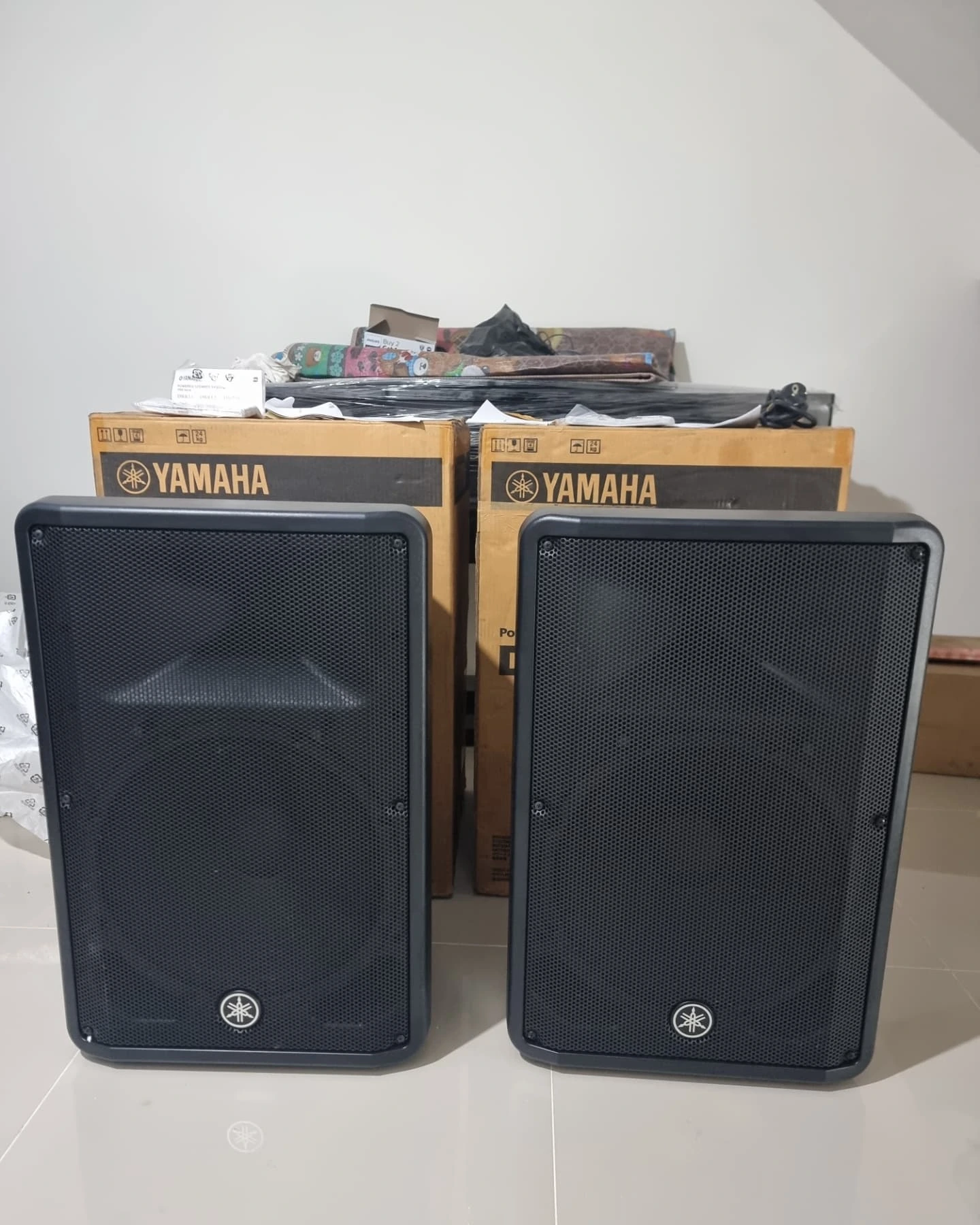 Yamaha Powered Speakers (Boxed Pair)