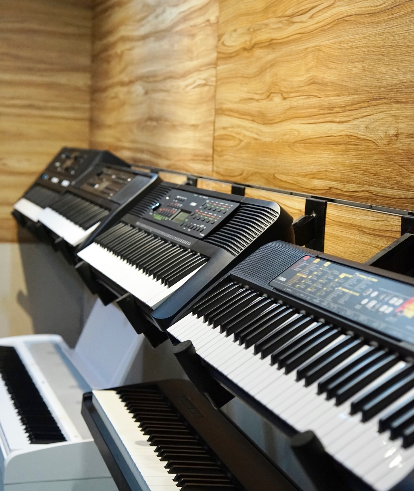 Yamaha Showroom Arranger Keyboard