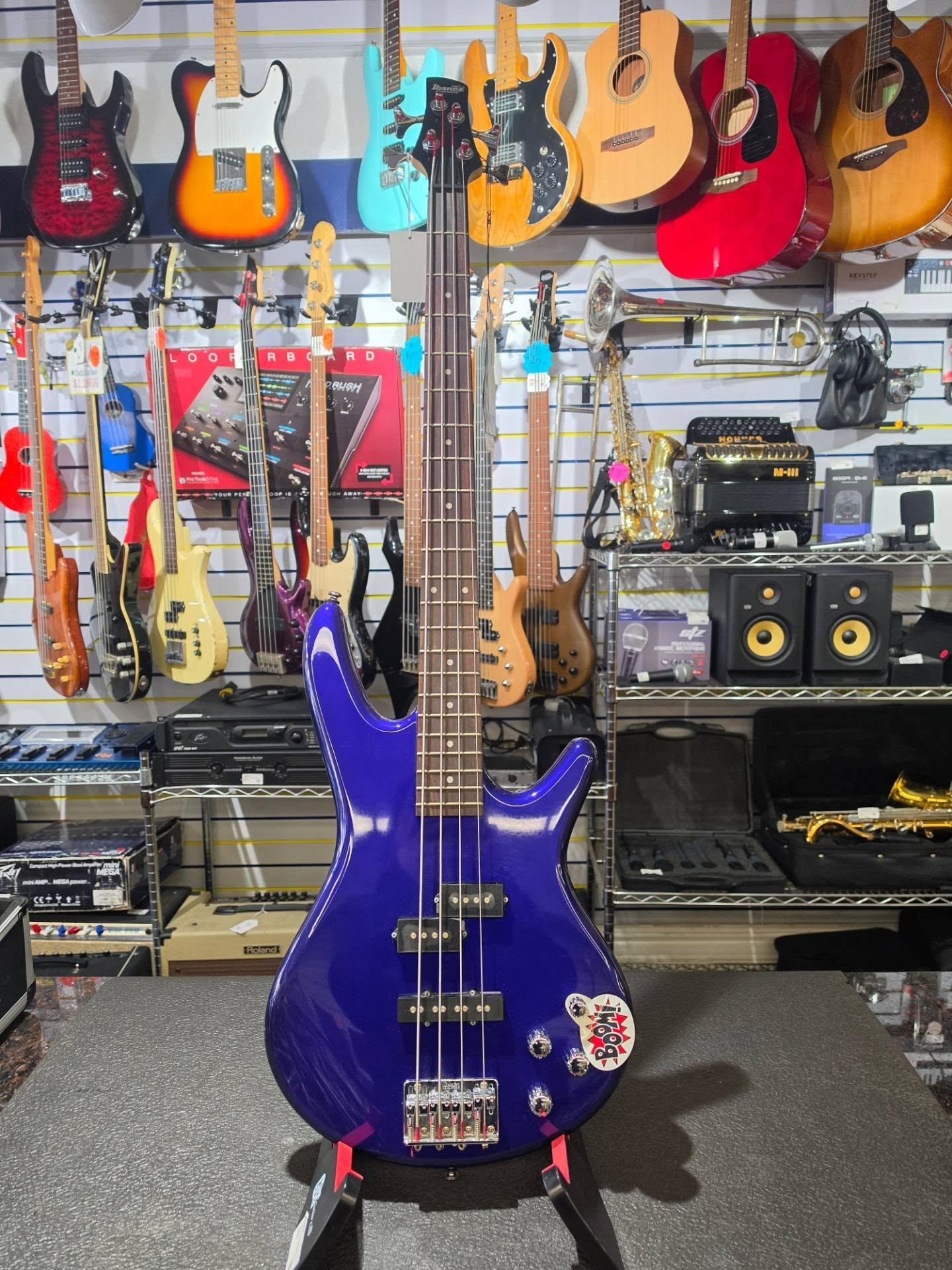 Ibanez 4-String Bass, brand new