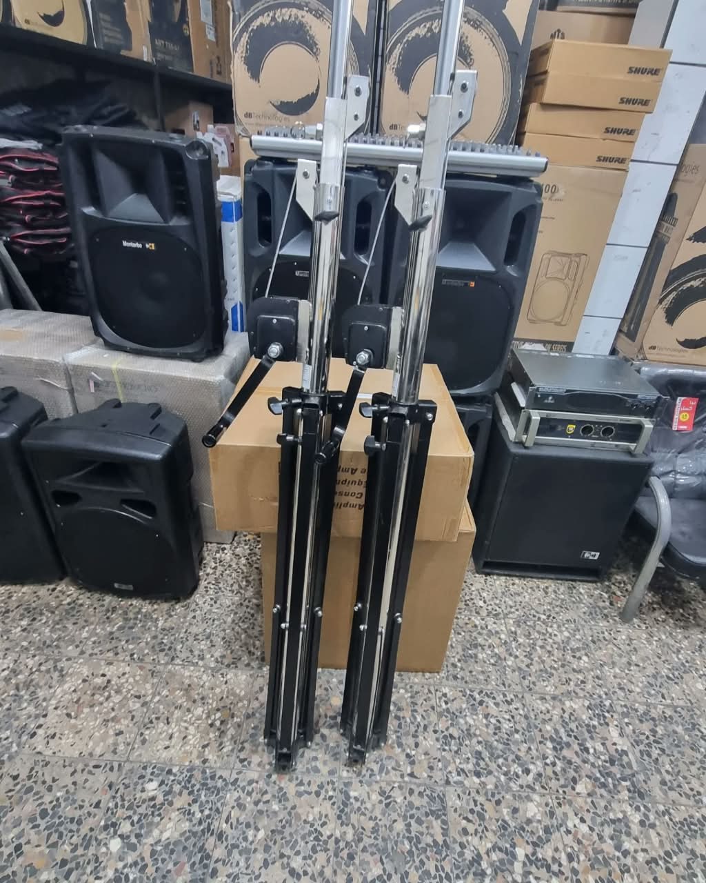 Crank-Adjustable Speaker Stands