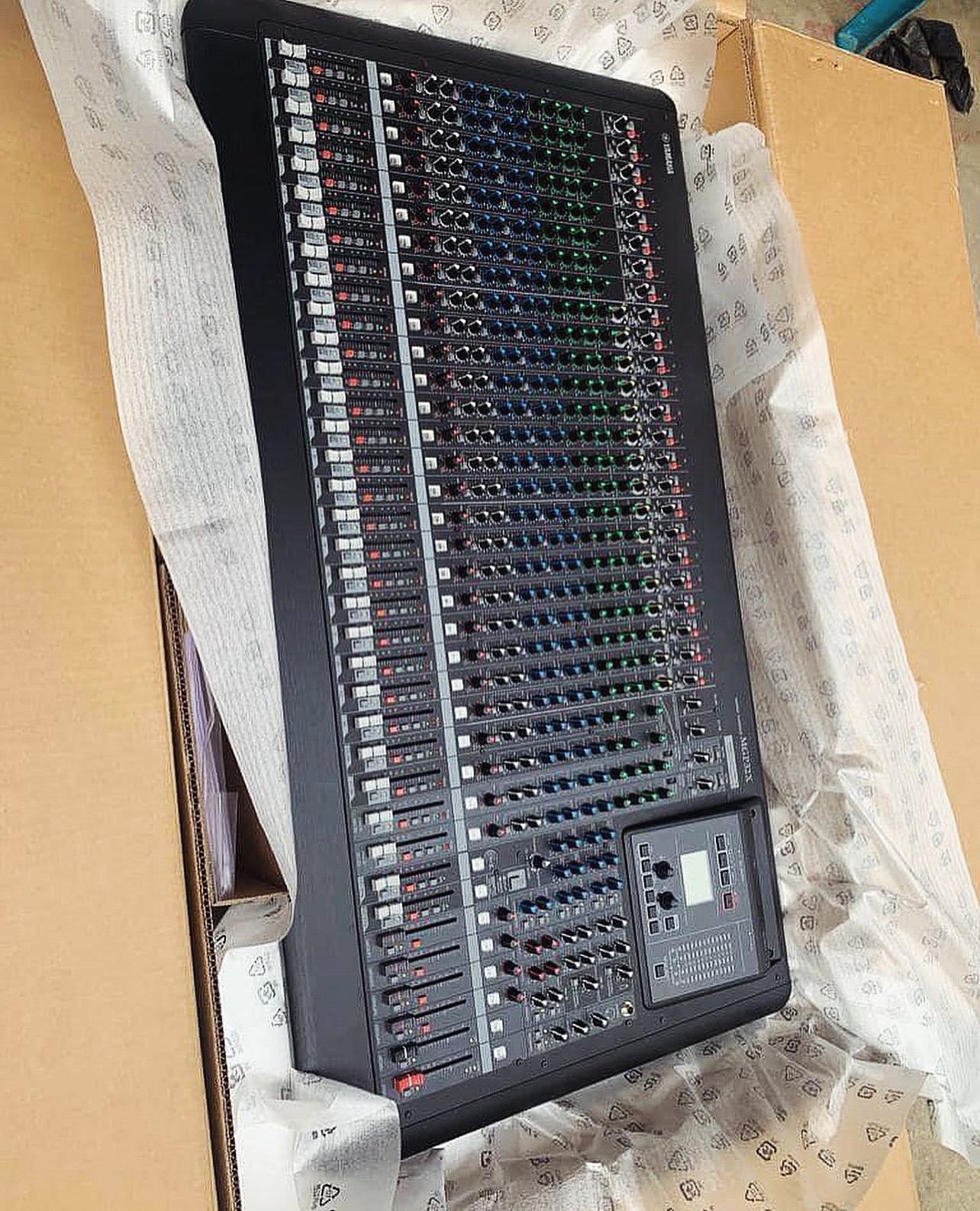 Large-Format Mixing Console