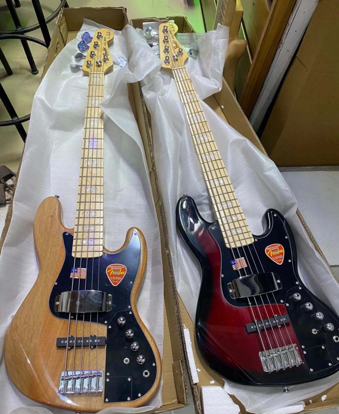 Fender 4-String Jazz Bass, brand new