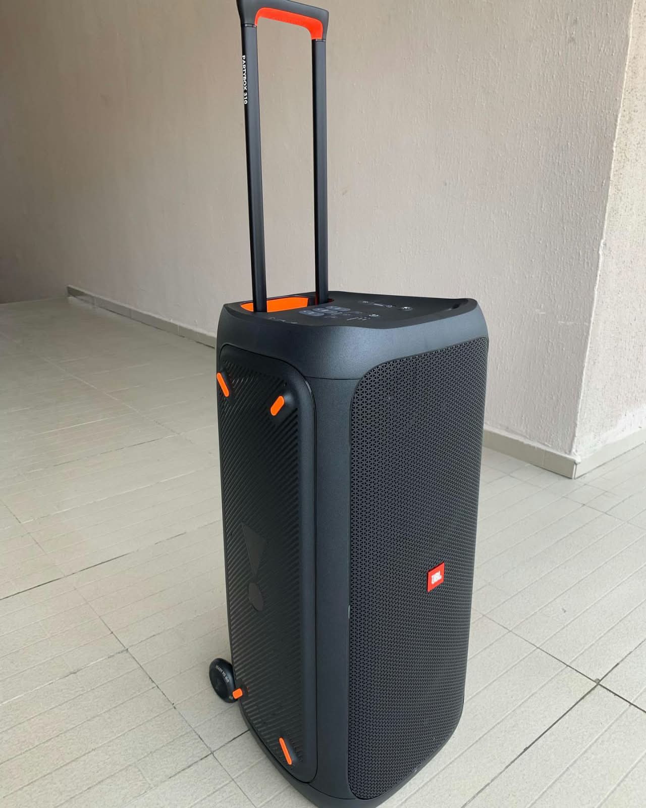 JBL Portable Trolley Speaker