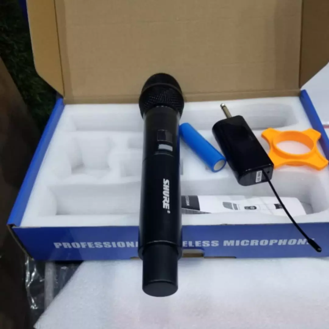 Shure-Labelled Plug-In Wireless Microphone